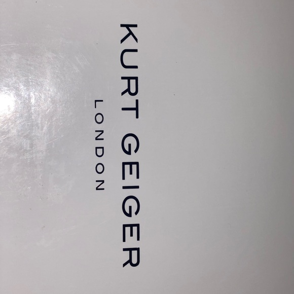 Sneaker Slides - Picture 3 of 8